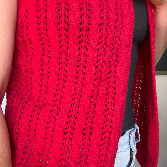 Vintage knit red vest - Picture 4 of 4